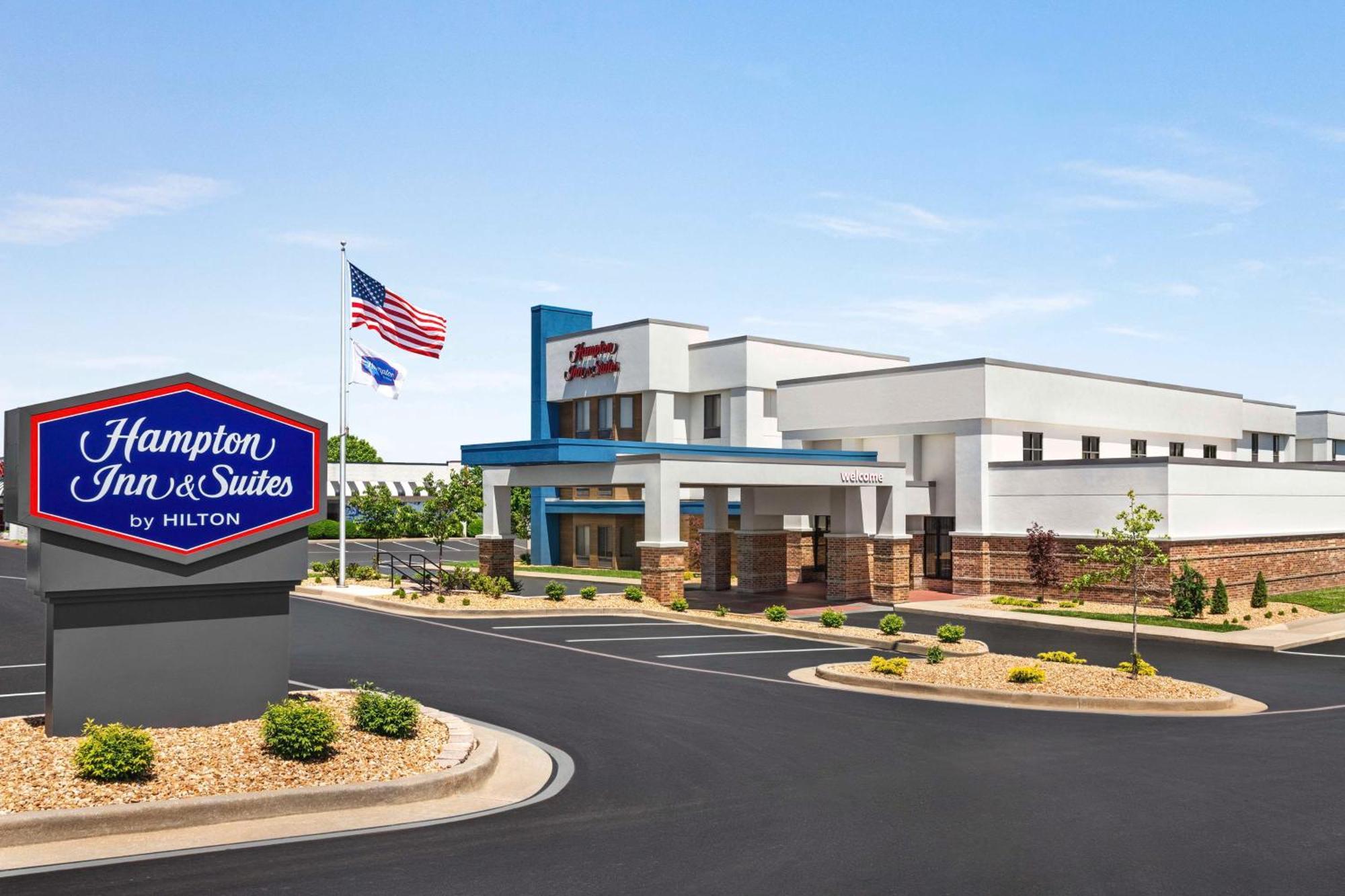 Hampton Inn & Suites Springfield Exteriör bild