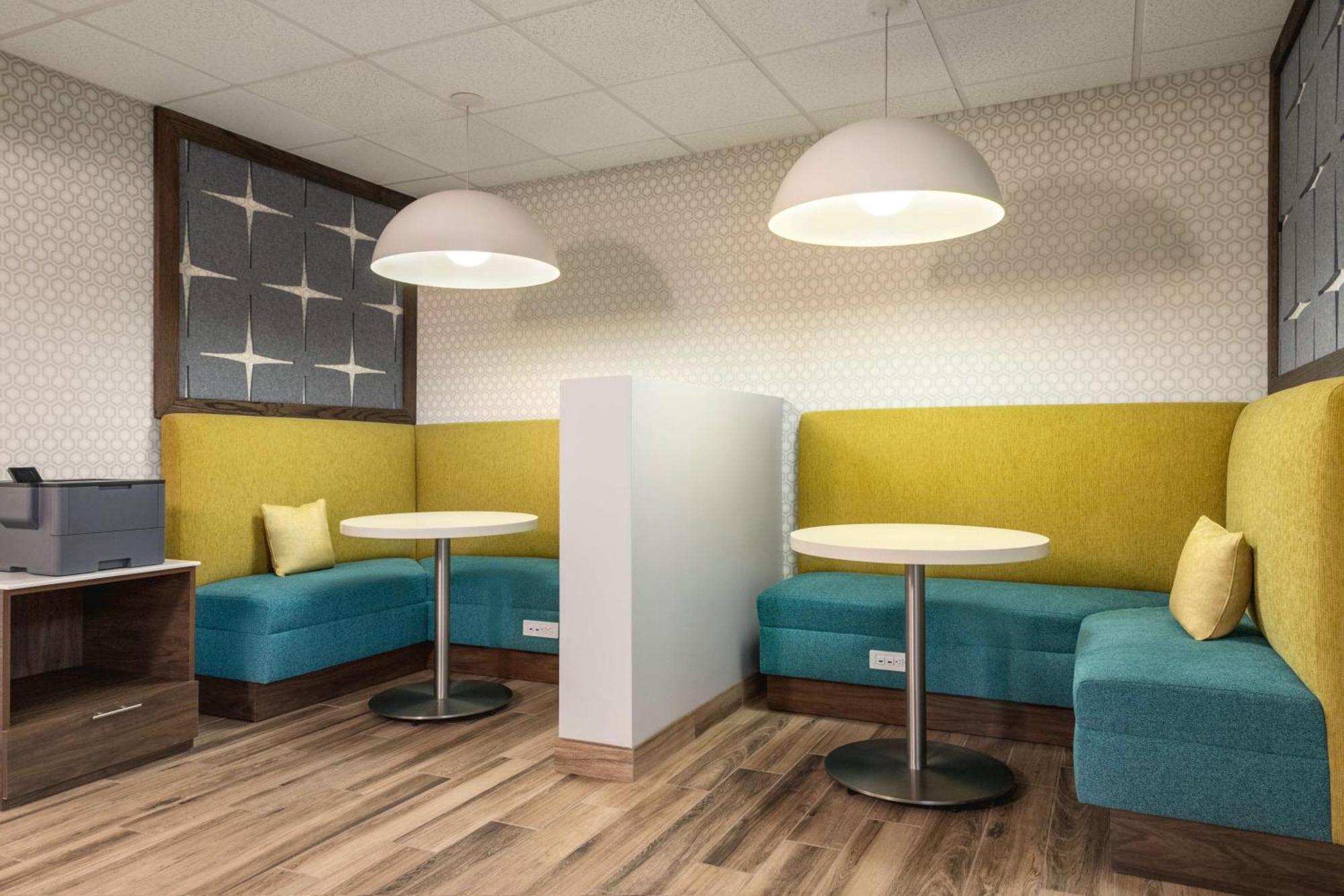 Hampton Inn & Suites Springfield Exteriör bild